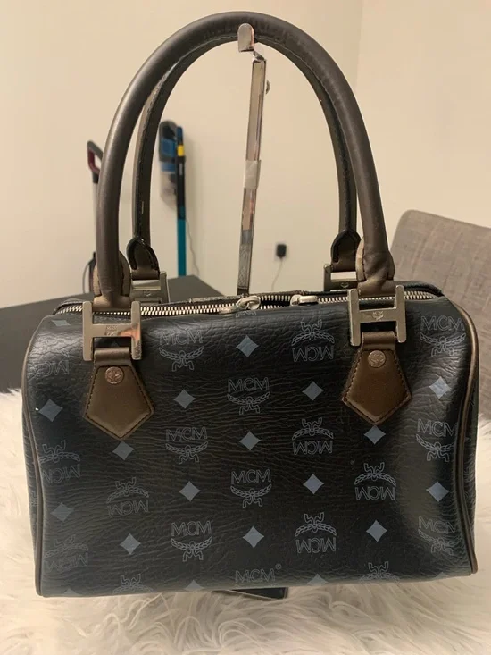 MCM Black Leather Satchel with Metallic Lion Graphic - Picture 9 of 11